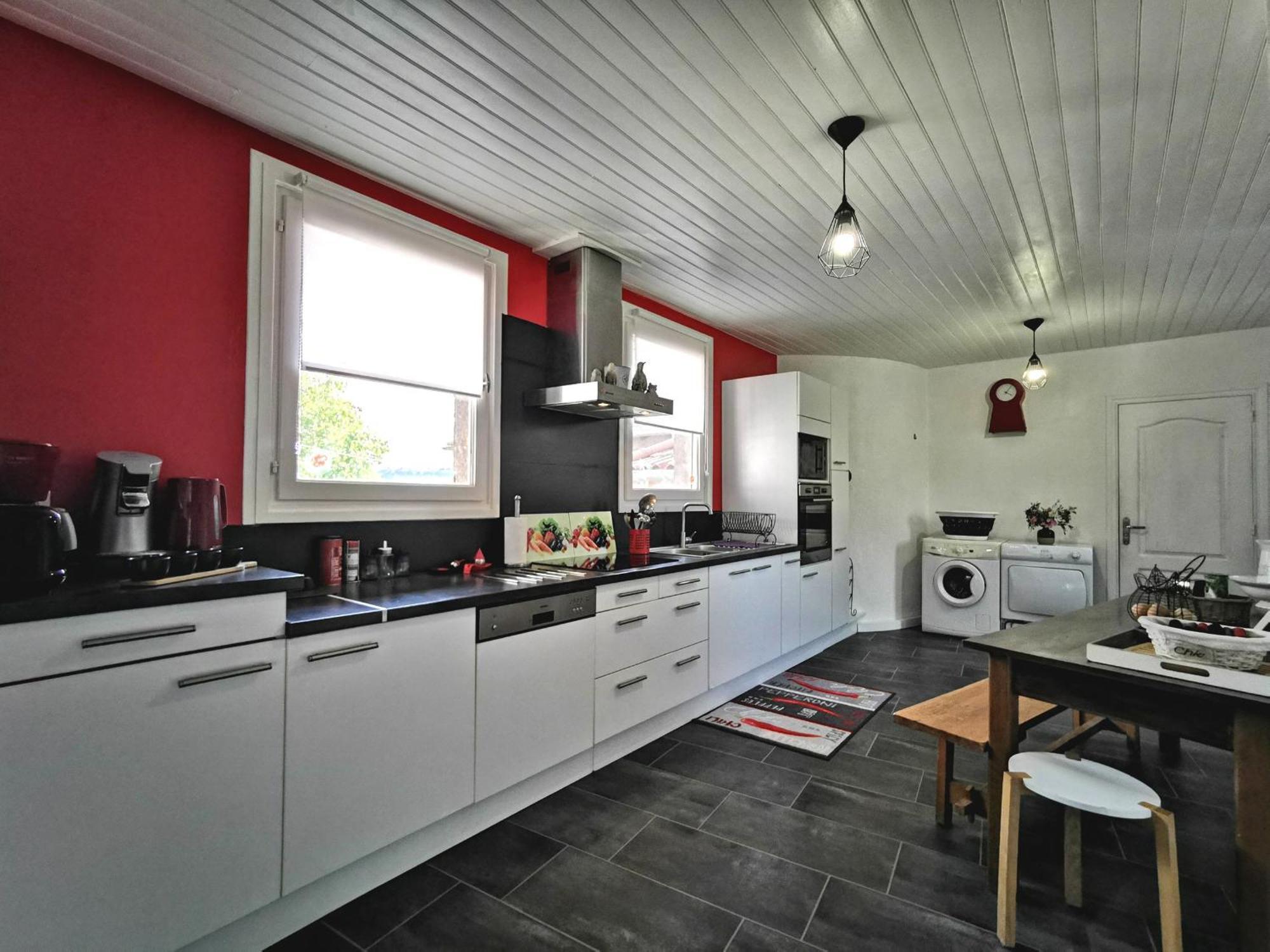 Grande Maison Au Coeur D'Un Village Historique Avec Terrasse Et Wifi Inclus - Fr-1-582-308 Saint-Vidal 외부 사진