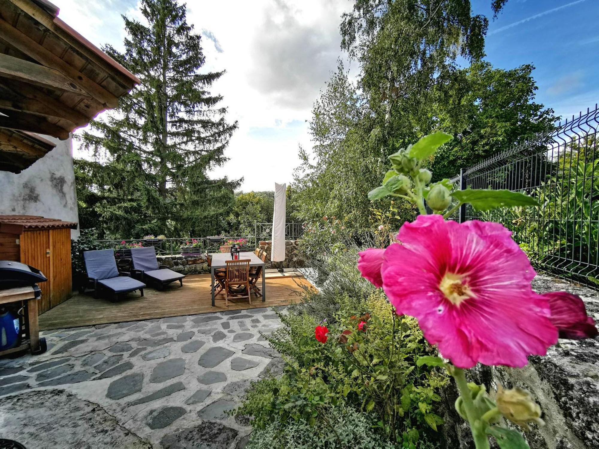 Grande Maison Au Coeur D'Un Village Historique Avec Terrasse Et Wifi Inclus - Fr-1-582-308 Saint-Vidal 외부 사진