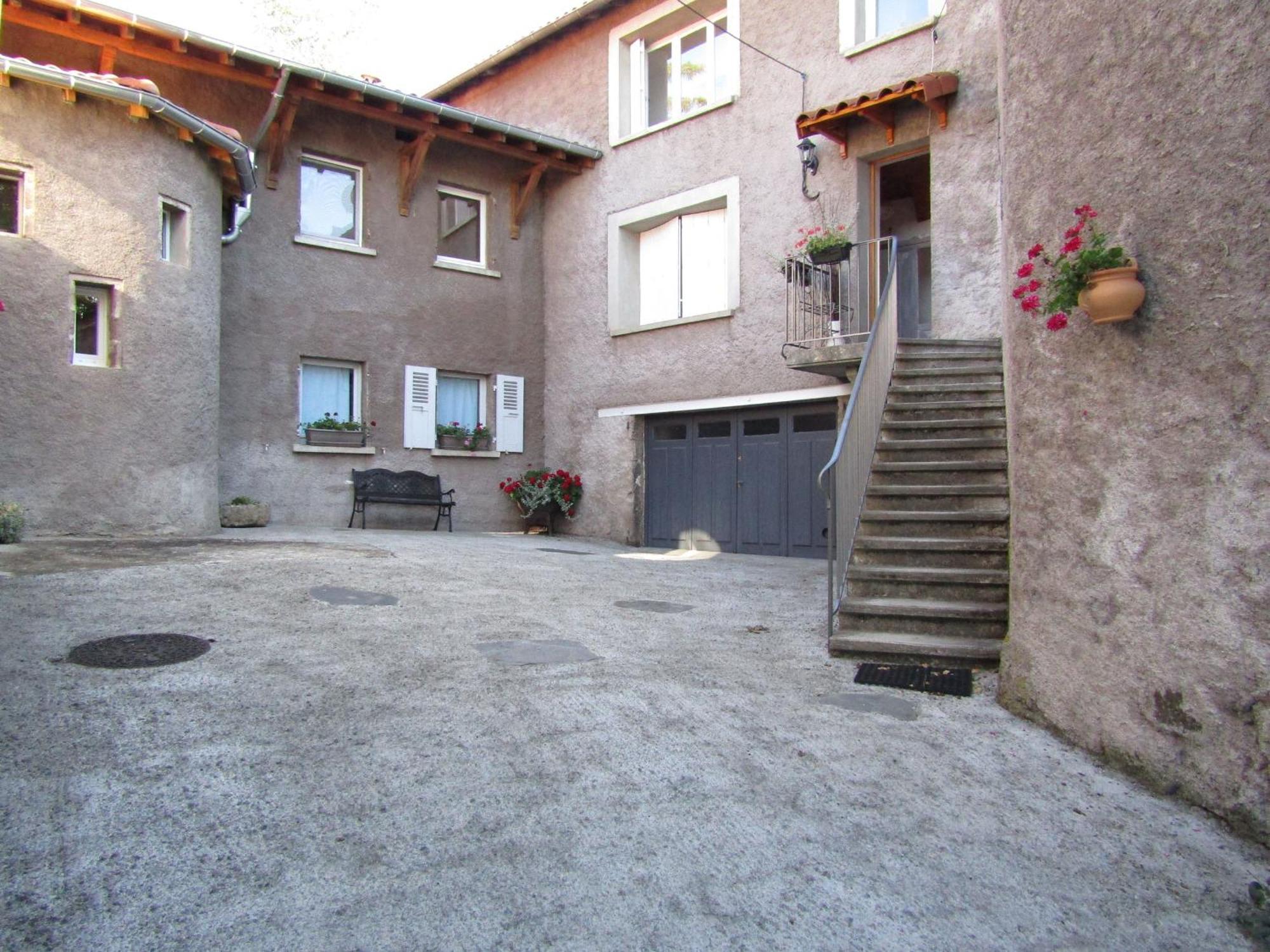 Grande Maison Au Coeur D'Un Village Historique Avec Terrasse Et Wifi Inclus - Fr-1-582-308 Saint-Vidal 외부 사진